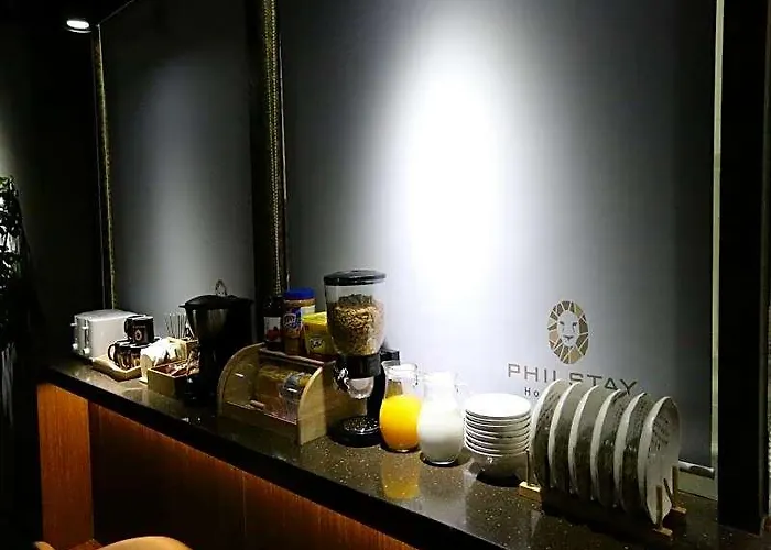 Philstay Myeongdong Boutique - Women Only 2*